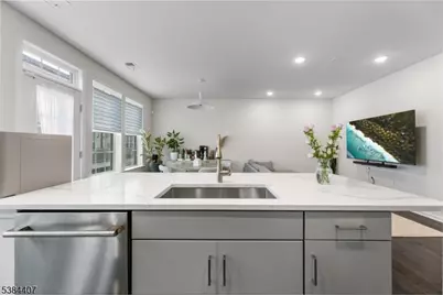 31 S Davenport St, Somerville, NJ 08876 - Photo 21