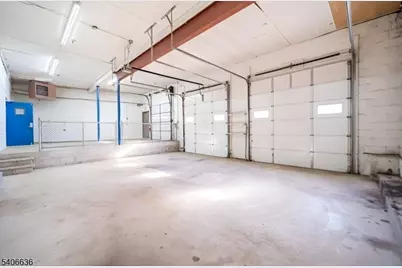 324 Ringwood Ave, Pompton Lakes, NJ 07442 - Photo 25