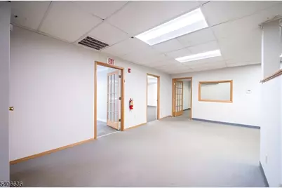 324 Ringwood Ave, Pompton Lakes, NJ 07442 - Photo 5