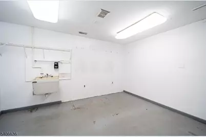 324 Ringwood Ave, Pompton Lakes, NJ 07442 - Photo 19