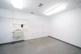 324 Ringwood Ave, Pompton Lakes, NJ 07442 - Photo 19