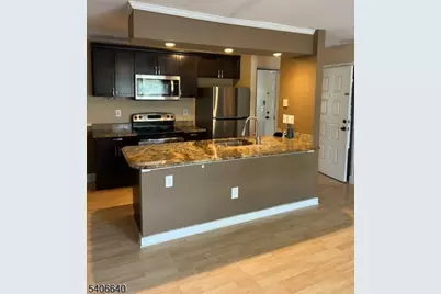 106 Aimwick Ct, Franklin Township, NJ 08873 - Photo 3