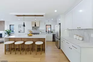 7 Willow St, Millburn, NJ 07041 - Photo 3