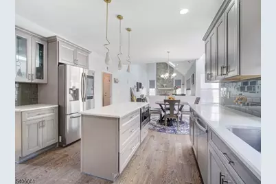 37 Lazarus Dr, Roxbury Township, NJ 07852 - Photo 9