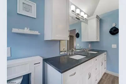 37 Lazarus Dr, Roxbury Township, NJ 07852 - Photo 29