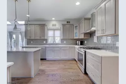 37 Lazarus Dr, Roxbury Township, NJ 07852 - Photo 5