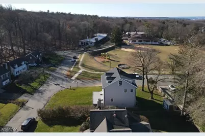 4 Hilltop Way, Essex Fells, NJ 07021 - Photo 31