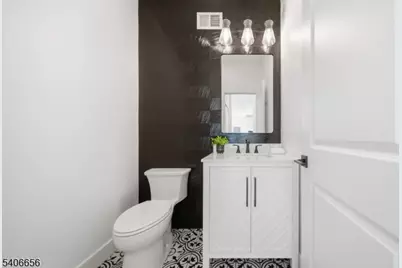 4 Hilltop Way, Essex Fells, NJ 07021 - Photo 11