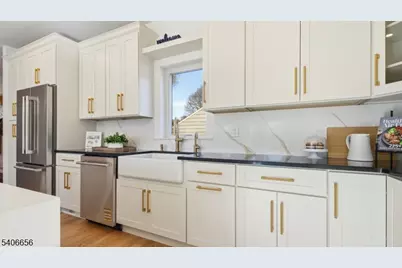 4 Hilltop Way, Essex Fells, NJ 07021 - Photo 15