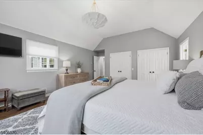 122 Old Stirling Rd, Warren Township, NJ 07059 - Photo 19