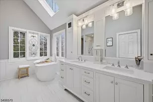 122 Old Stirling Rd, Warren Township, NJ 07059 - Photo 21