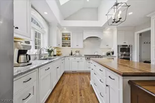 122 Old Stirling Rd, Warren Township, NJ 07059 - Photo 13