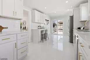 811 Rue Ave, Point Pleasant Beach, NJ 08742 - Photo 13