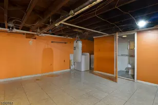 337 N Maple Ave, East Orange, NJ 07017 - Photo 17