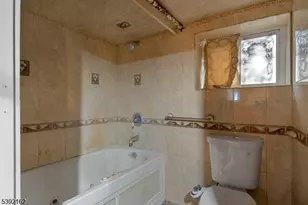 337 N Maple Ave, East Orange, NJ 07017 - Photo 19