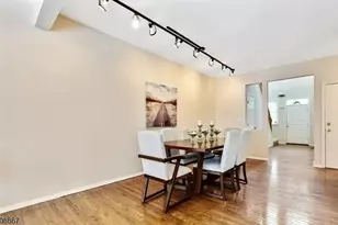 23 Wiley Ct, Parsippany, NJ 07950 - Photo 9