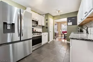 17 Frelinghuysen St, Belvidere, NJ 07823 - Photo 17