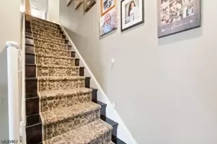 17 Frelinghuysen St, Belvidere, NJ 07823 - Photo 19