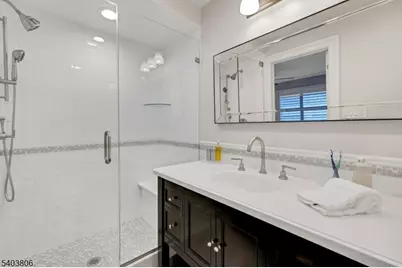 198 Riveredge Dr, Chatham Township, NJ 07928 - Photo 11