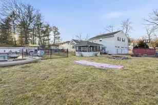 15 Ridge Rd, Parsippany, NJ 07054 - Photo 21