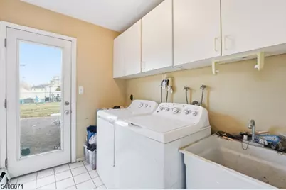 15 Ridge Rd, Parsippany, NJ 07054 - Photo 17