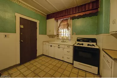 459 E 23rd St, Paterson, NJ 07514 - Photo 11