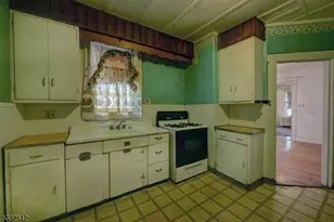 459 E 23rd St, Paterson, NJ 07514 - Photo 9