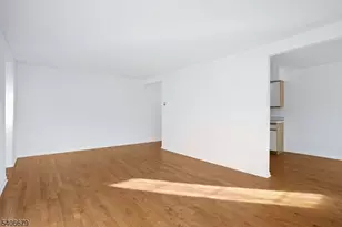 25D Canterbury R, Chatham Township, NJ 07928 - Photo 9