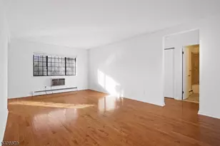 25D Canterbury R, Chatham Township, NJ 07928 - Photo 11