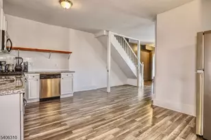 626-628 William St, East Orange, NJ 07017 - Photo 7