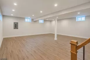 181 Maple Ave, Berkeley Heights Township, NJ 07922 - Photo 5