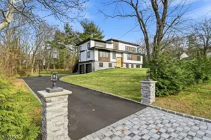 148 Great Hills Rd, Millburn, NJ 07078 - Photo 3