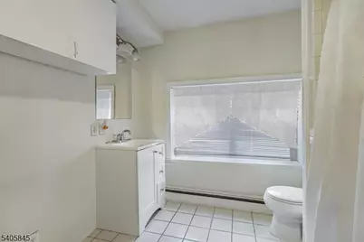 241 Rea Ave, Hawthorne, NJ 07506 - Photo 23