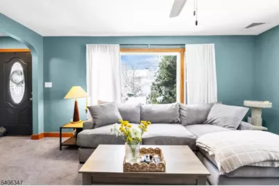 593 Corliss Ave, Phillipsburg, NJ 08865 - Photo 3