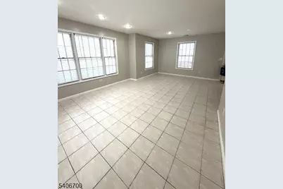 82 Stonyridge Dr, Lincoln Park, NJ 07035 - Photo 7