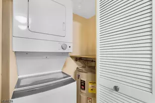 300 Main St, Little Falls Township, NJ 07424 - Photo 13