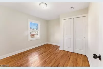 28 Toronto Ct, Maplewood, NJ 07040 - Photo 13