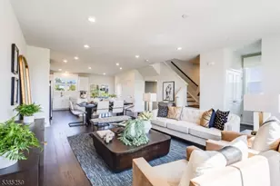 42 Gladstone Ct, Hanover Township, NJ 07981 - Photo 9