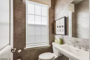 42 Gladstone Ct, Hanover Township, NJ 07981 - Photo 11