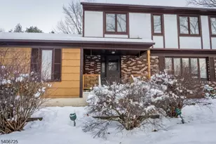 4 Hickory Ln, Readington, NJ 08889 - Photo 7