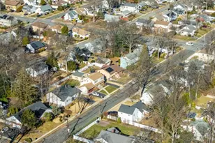 36 N Vivyen St, Bergenfield, NJ 07621 - Photo 25