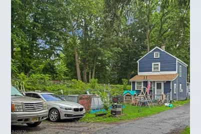 15 Fisk St, Belvidere, NJ 07823 - Photo 9