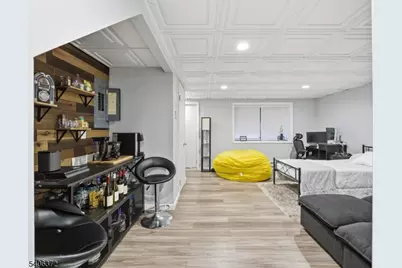 104 Stonegate Ln, Stanhope, NJ 07874 - Photo 25