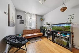 297 W Runyon St, Newark, NJ 07108 - Photo 7