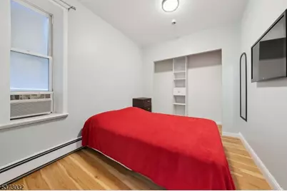 297 W Runyon St, Newark, NJ 07108 - Photo 11