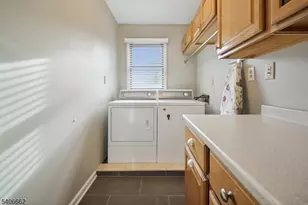 28 Morris Ave, Summit, NJ 07901 - Photo 15