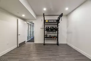 377 Summerhill Rd, East Brunswick Township, NJ 08816 - Photo 19