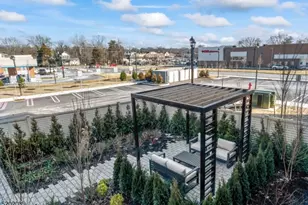 377 Summerhill Rd, East Brunswick Township, NJ 08816 - Photo 35