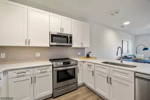 377 Summerhill Rd, East Brunswick Township, NJ 08816 - Photo 3