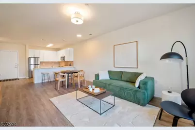 377 Summerhill Rd #Dlux, East Brunswick Township, NJ 08816 - Photo 9